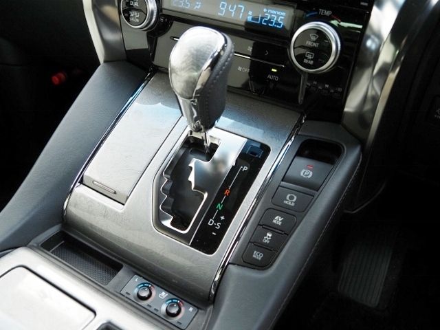 VELLFIRE  HYBRID 4WD