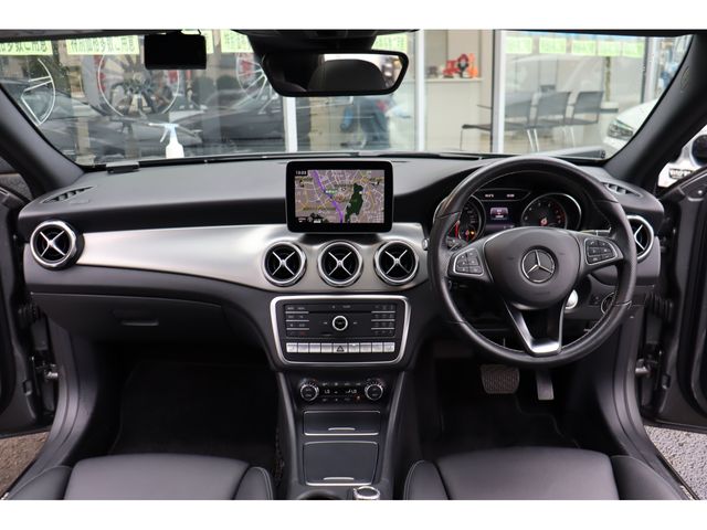 MERCEDES BENZ GLA class