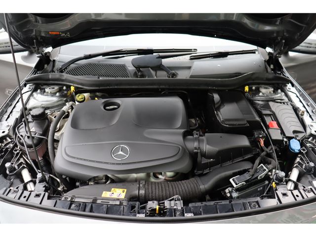 MERCEDES BENZ GLA class