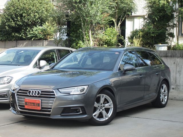 AUDI A4 AVANT