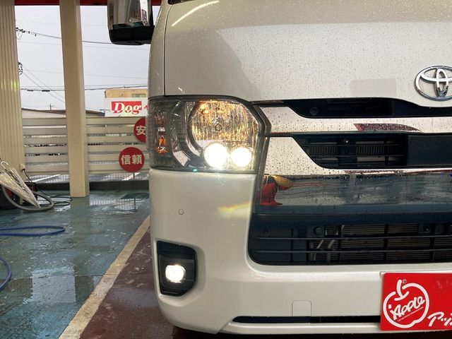 HIACE van 4WD