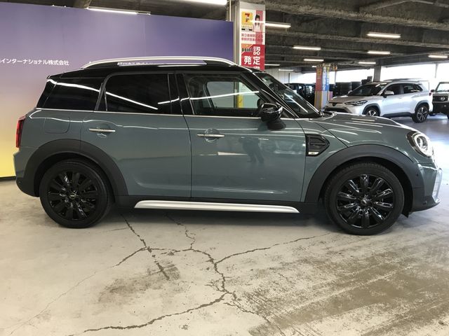 MINI COOPER D CROSSOVER
