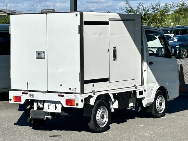 CARRY truck