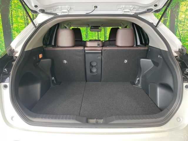 YARIS CROSS HYBRID