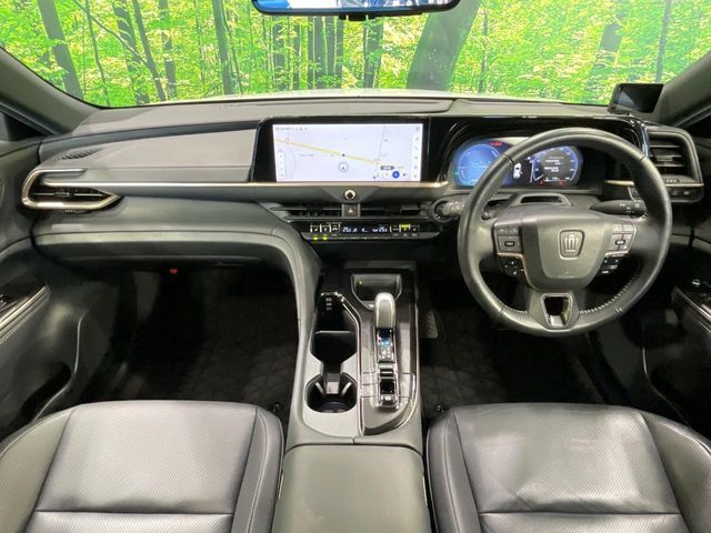 CROWN SPORT