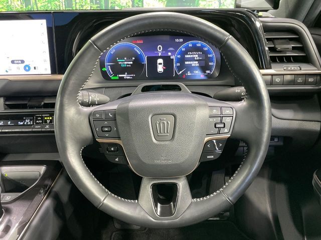 CROWN SPORT