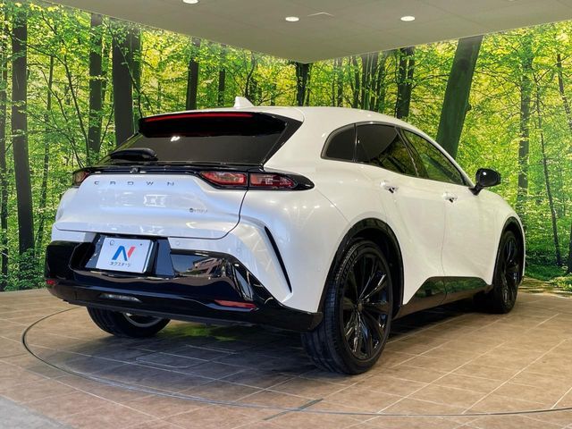 CROWN SPORT