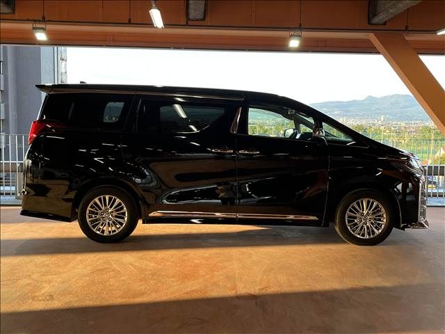 ALPHARD hybrid 4WD