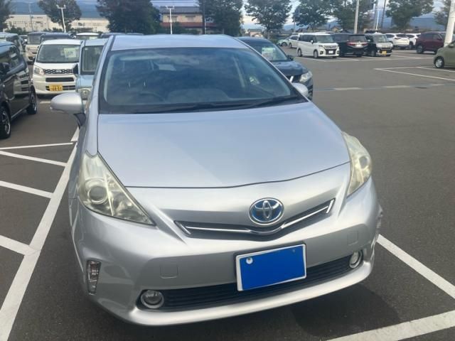 PRIUS Alpha