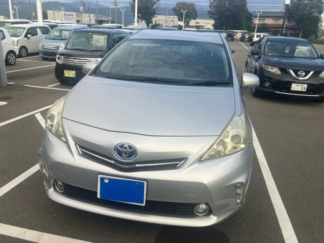 PRIUS Alpha