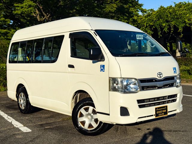 HIACE van 4WD
