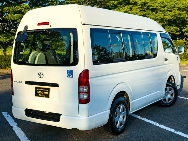 HIACE van 4WD