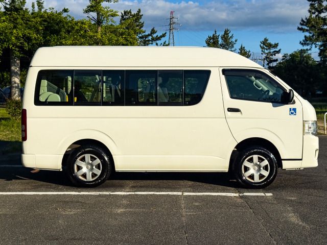 HIACE van 4WD