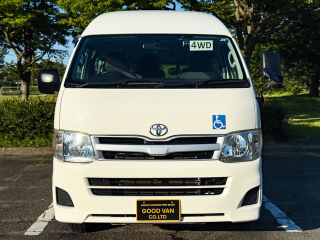 HIACE van 4WD