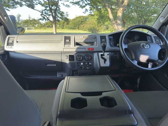 HIACE van 4WD