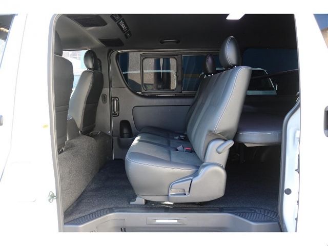 HIACE van 4WD