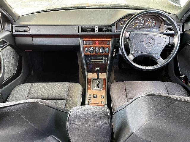 MERCEDES BENZ E class stationwagon