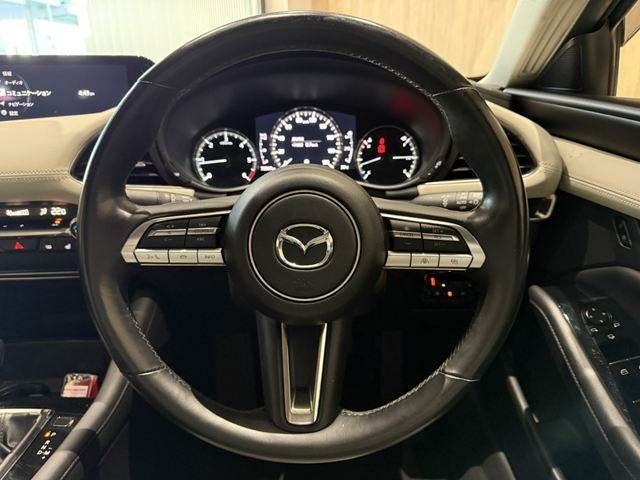 MAZDA3 SEDAN