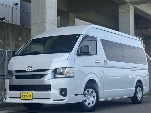 HIACE COMMUTER