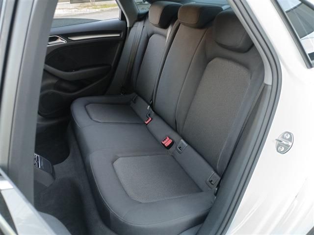 AUDI A3 Sedan