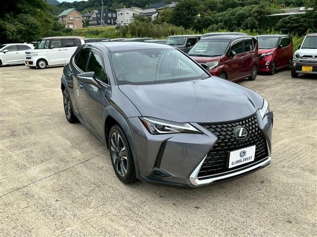 LEXUS UX200