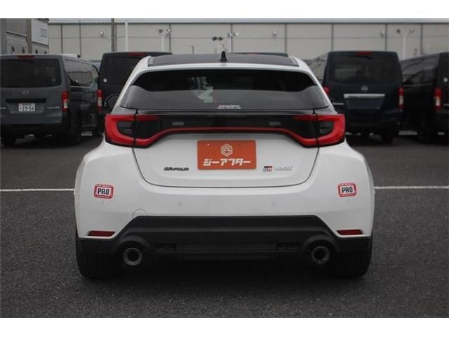 GR YARIS