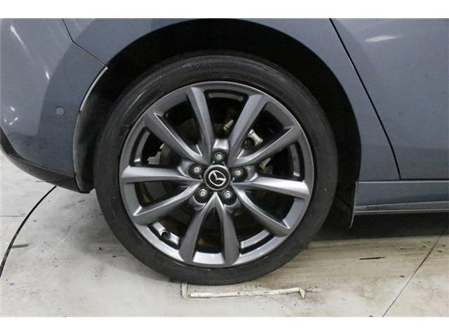 MAZDA3 FASTBACK