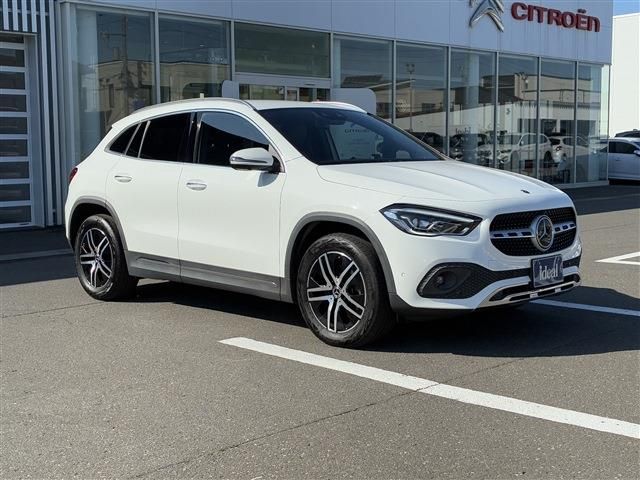 MERCEDES BENZ GLA class