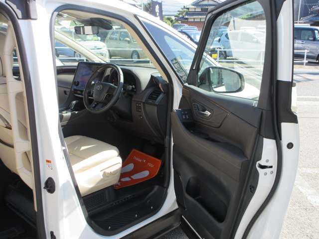ALPHARD hybrid 4WD