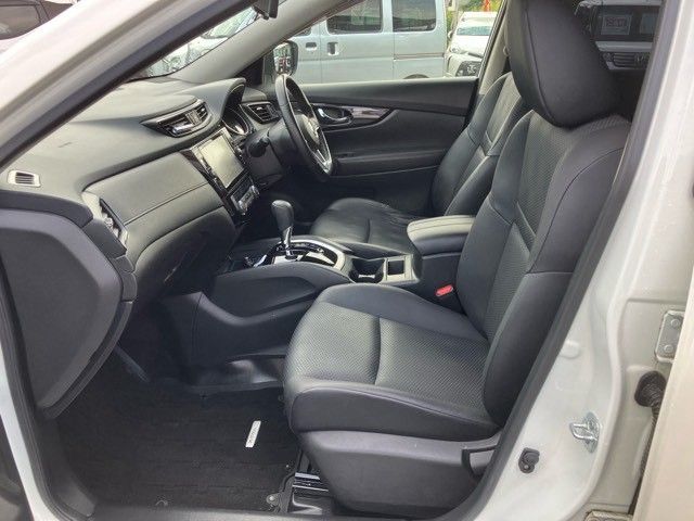 X-TRAIL 2WD