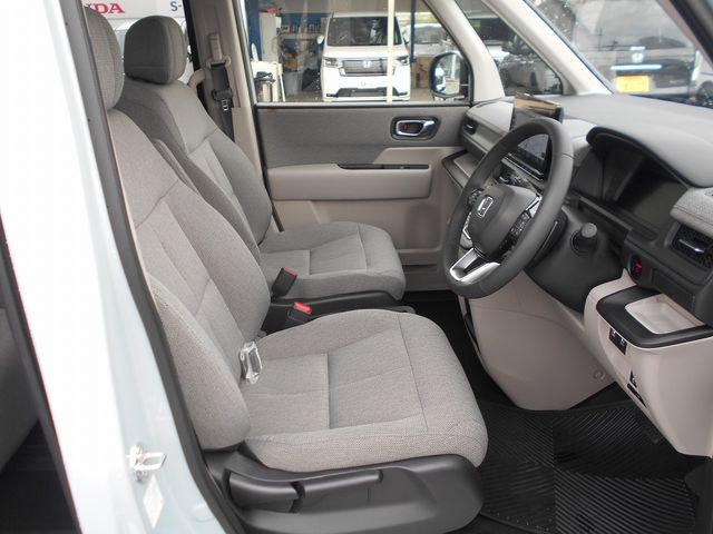 STEPWAGON e:HEV