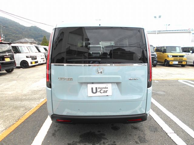 STEPWAGON e:HEV
