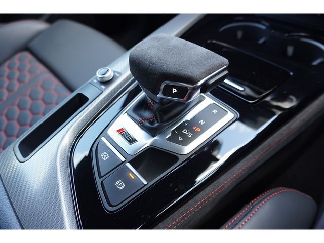 AUDI RS4 AVANT