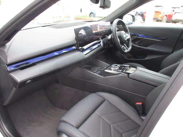 BMW 5 Series sedan