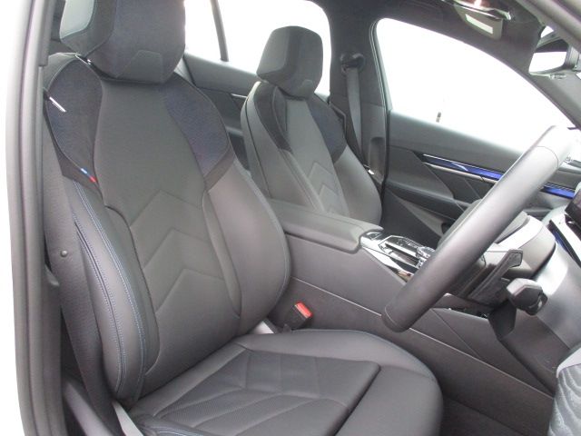 BMW 5 Series sedan