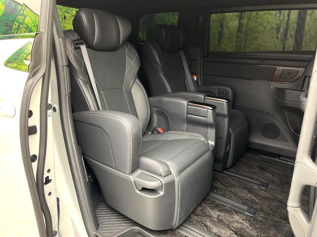 VELLFIRE  HYBRID