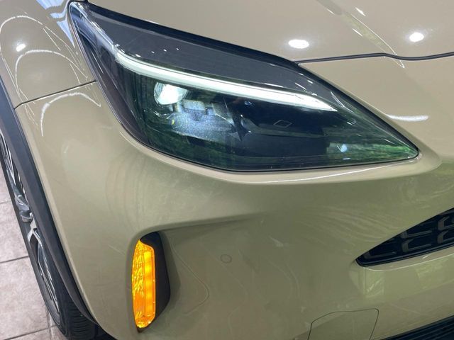 YARIS CROSS HYBRID