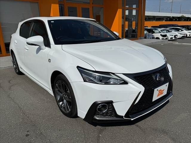 LEXUS CT200h