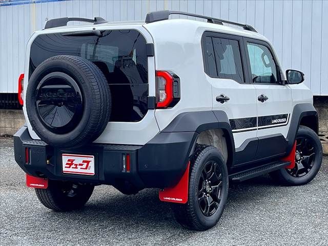 LANDCRUISER FJ