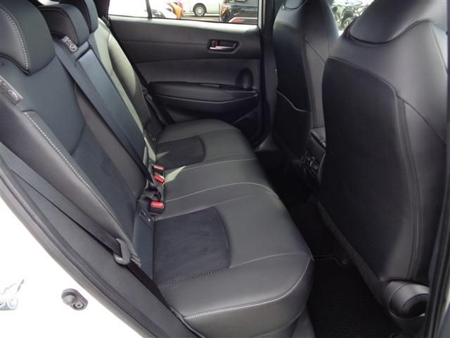 COROLLA CROSS HYBRID