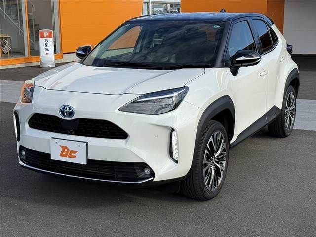 YARIS CROSS HYBRID