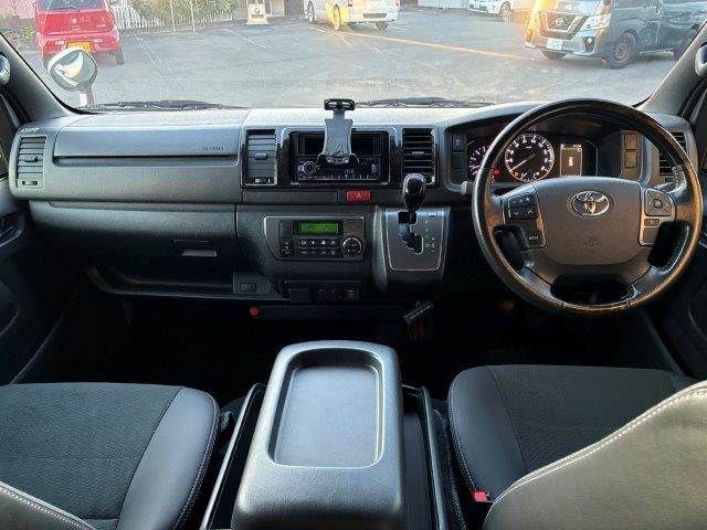 HIACE van 4WD