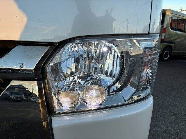 HIACE van 4WD