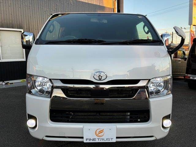 HIACE van 4WD
