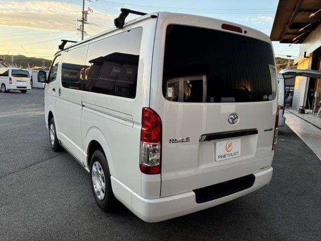 HIACE van 4WD