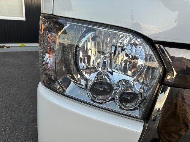 HIACE van 4WD