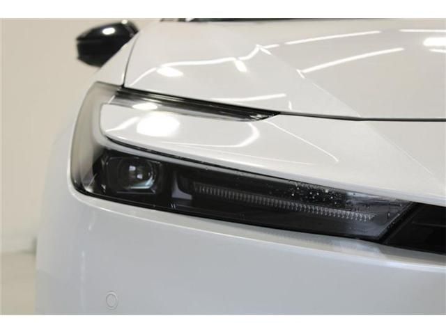 PRIUS 4WD