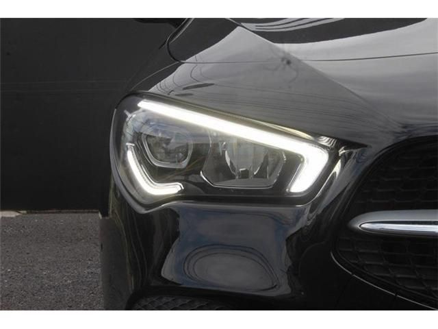 MERCEDES BENZ CLA Shooting Brake