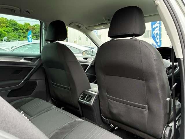 VOLKSWAGEN GOLF Alltrack