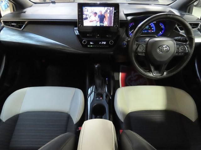COROLLA TOURING HYBRID 4WD